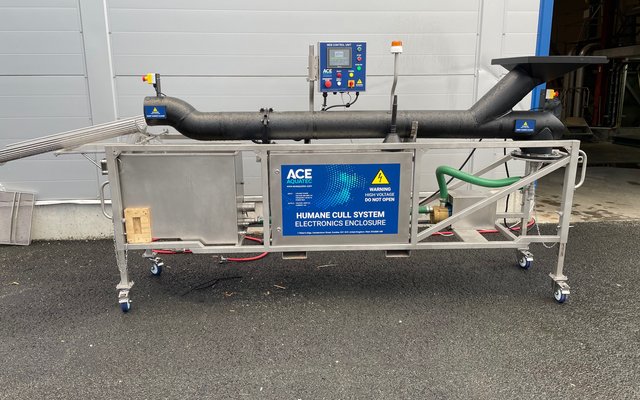 Norwegian smolt farmer signs deal for in-water smolt stunner