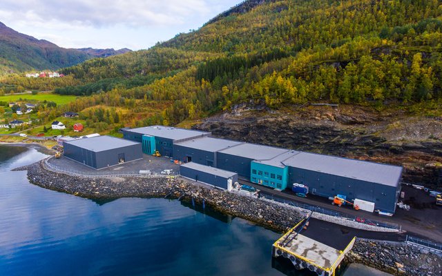 Benchmark opens land-based salmon egg production facility