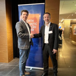 Jordi Trias (right), President Stolt Sea Farm with Nathan Pyne-Carter, CEO Ace Aquatec (left)