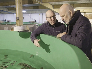 otter-ferry-seafish-md-alastair-barge-lef-with-chair-bjorn-apeland-credit-magne-langaker-web
